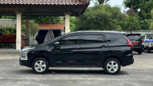 Mitsubishi Expander 2-1600X900