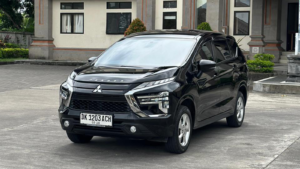 Mitsubishi Expander 5-1600X900