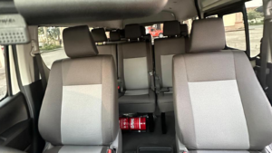 toyota hiace premio 3-1600X900